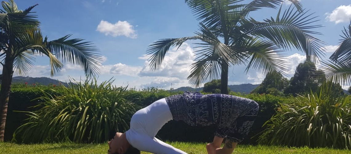 8 Tipos de yoga y sus beneficios para cuerpo y mente. ¿Ya sabes cuál elegir? - Pantsforlove